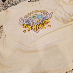 Vintage distressed Van Halen t-shirt Size Large